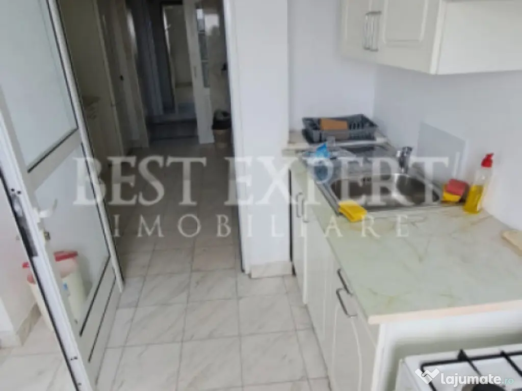 3 Camere de inchiriat DECEBAL | 100 mp