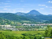 3.000mp de incantare montana cu cabana din lemn masiv, Zarne 