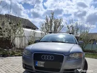 Vând Audi A4 Combi 