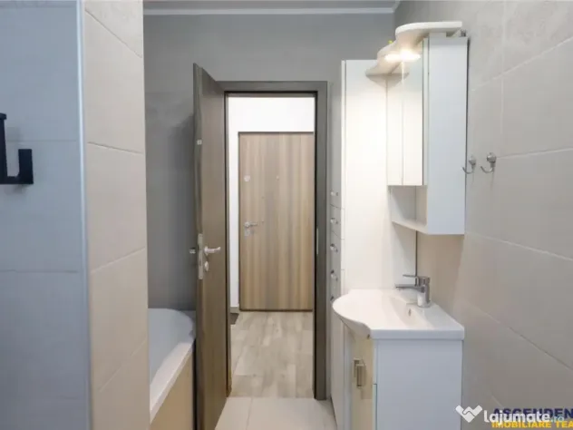 3D!Studio cochet si aerisit,regim vila, parcare privata,Trac