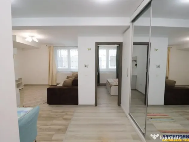3D!Studio cochet si aerisit,regim vila, parcare privata,Trac