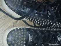 Adidasi bomba de vanzare