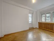 Apartament luminos de 5 camere de închiriat, etaj 1/4, gara 