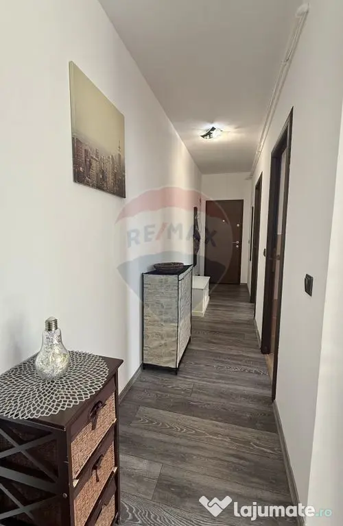 Apartament de închiriat bloc nou zona Albina