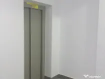 Închiriez apartament 2 camere și o parcare subterană str. Postalionului