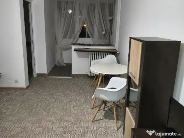 Aparatorii patriei turnu magurele etaj 1