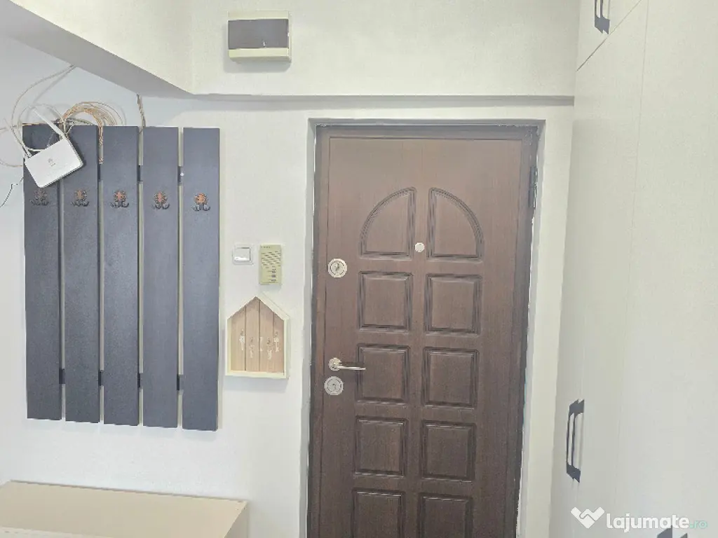 Vand apartament cu o camera in Deva, zona Marasti, etaj 1,