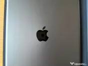Ipad generatia 8 - stare foarte buna 