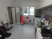 Vânzare apartament 2 camere semidecomandat Drumul Găzar... 