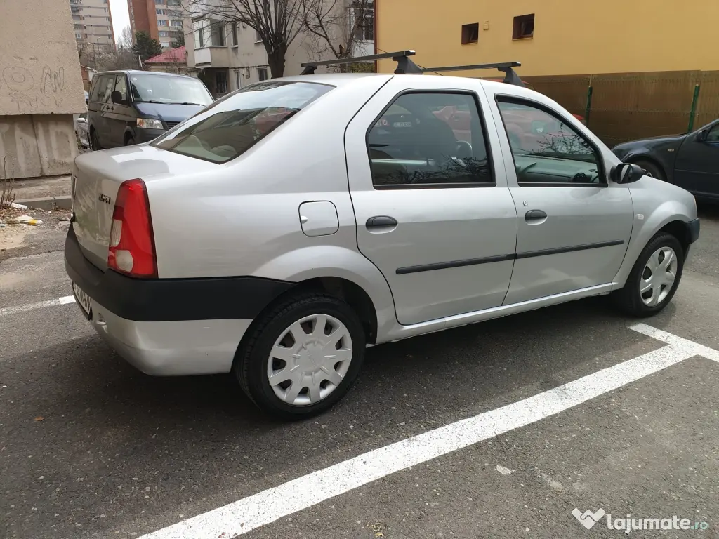 Dacia Logan, servo, stare perfecta