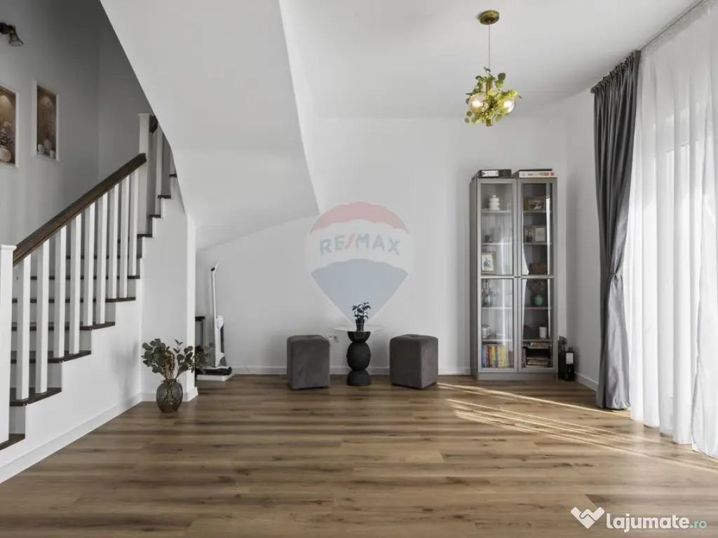 Casă la cheie cu teren 544 mp de vanzare in zona 6 Vanat...