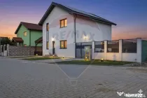 Casă la cheie cu teren 544 mp de vanzare in zona 6 Vanat...
