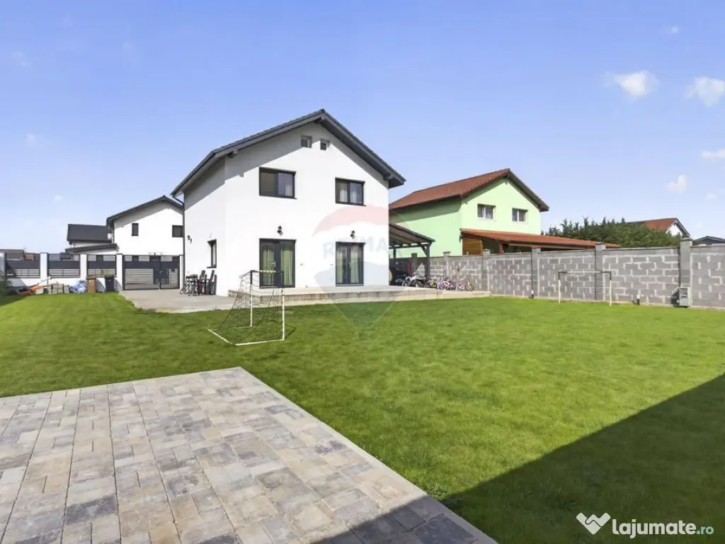 Casă la cheie cu teren 544 mp de vanzare in zona 6 Vanat...