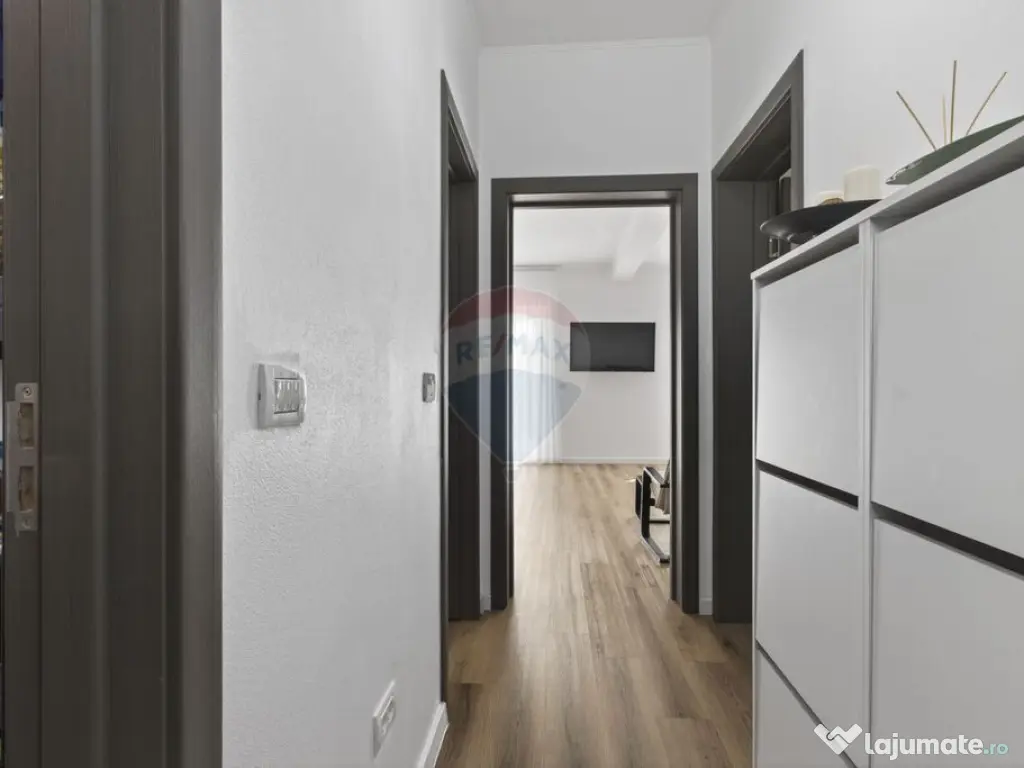 Casă la cheie cu teren 544 mp de vanzare in zona 6 Vanat...