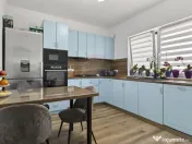 Casă la cheie cu teren 544 mp de vanzare in zona 6 Vanat... 