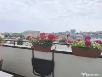 EROII REVOLUTIEI - Metrou - 3 camere 