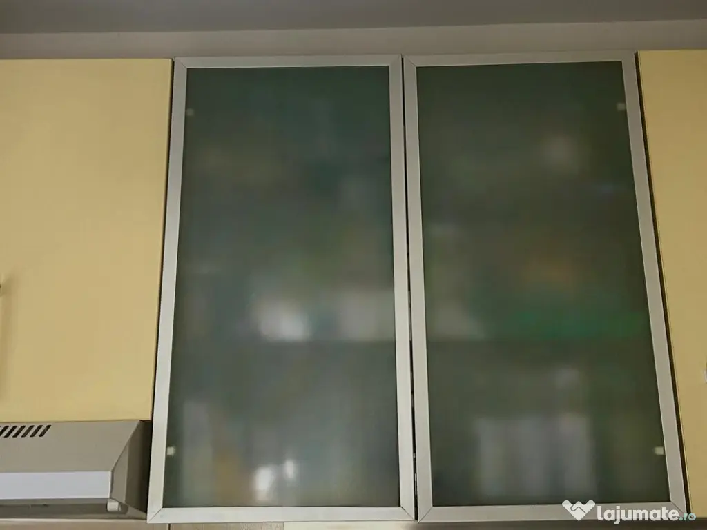 Mobila bucatarie impecabila ciocolata/wenge cu vanilie