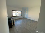 Casă cu etaj, 4 dormitoare, compartimentare eficientă z... 