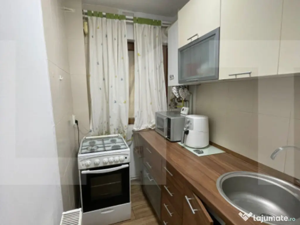Apartament 2 camere 49 mp, zona Take Ionescu