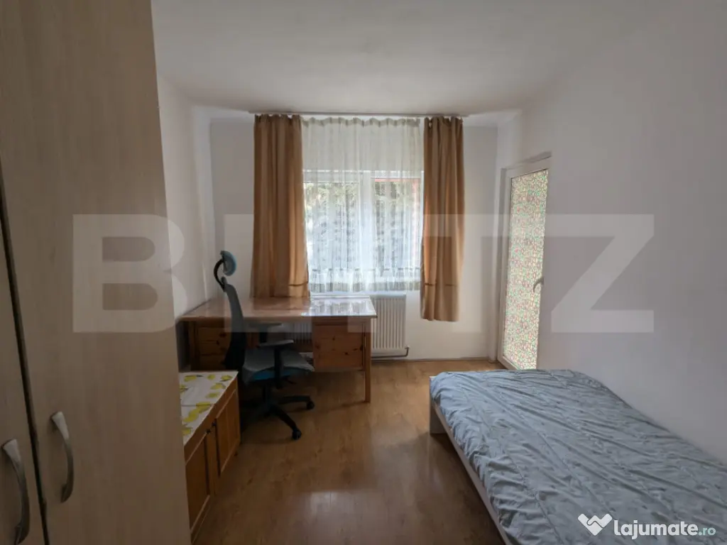 Apartament cu 4 camere, decomandate, 80 mp, balcon, garaj -
