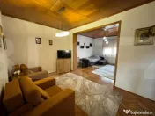 Casă modernă, 7 camere, pompă de căldură și panouri fo 