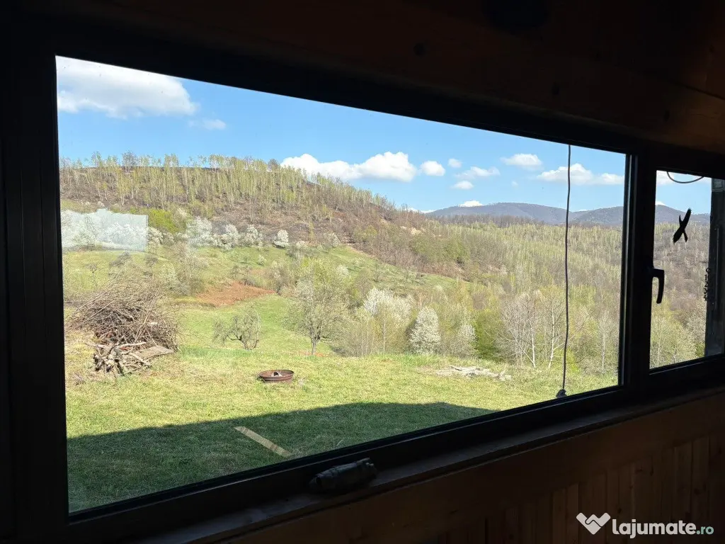 Proprietate deosebita,case,teren,zona deal,priveliste frumoasa,Dulcele