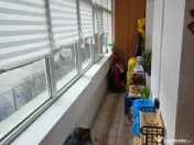 Apartament 3 camere spațios 63 mp + balcon, bloc 1981,Olteniței 