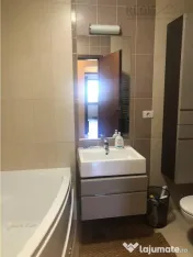 Apartament 3 camere cu doua parcari, strada de vile, langa 