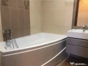 Apartament 3 camere cu doua parcari, strada de vile, langa 