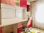 Apartament 3 camere zona linistita cu vile Tractorul 