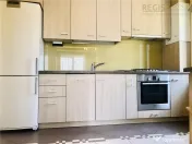 Apartament 3 camere zona linistita cu vile Tractorul 