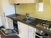 Apartament 3 camere zona linistita cu vile Tractorul 