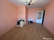 Etaj 1 - Apartament 1 camera 36mp - Obor, Bloc mixt. 