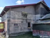 ???? Casă (la roșu) + teren 2522 mp – ideală pentru per 