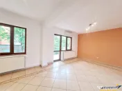 Vila impetuoasa pe 700mp teren:Spatiu versatil pentru locuin 