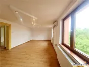 Vila impetuoasa pe 700mp teren:Spatiu versatil pentru locuin 