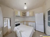 Casuta singura in curte, in Cetatea Medievala a Brasovului 