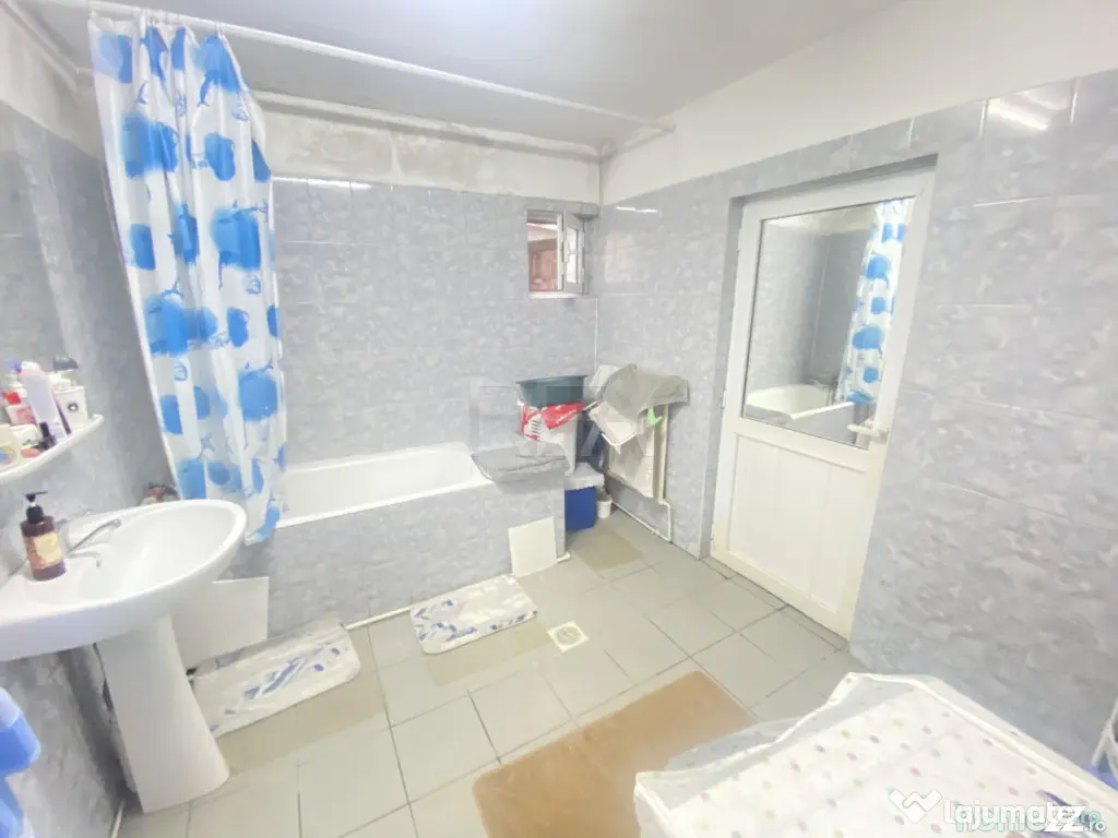 Casa- 4 camere- Centrala proprie-Sector 5-Teren 185,97 mp- C