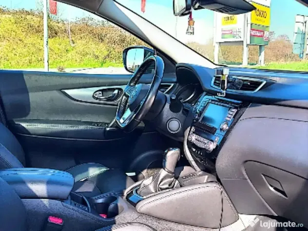 Nissan Qashqai 1.3 DIG-T – Echipare de vârf Tekna+ / Automată / 360°