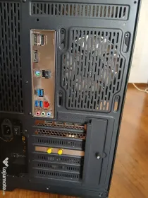 Vand unitate pc noua din decembrie