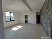 Casă cu 4 camere, 2 băi, beci spațios și 400 mp teren 