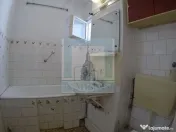 Apartament 3 camere, boxă - zona Grivitei 