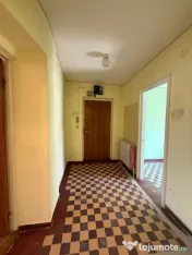 Ultraventral -2 camere, vedere Piata Civica, etaj 1, 2 balco 