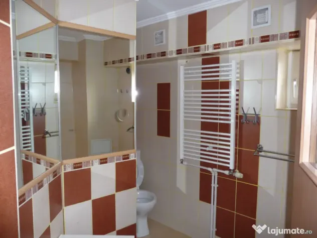 Apartament 2 camere, 70 mp, zona Calea Bucuresti - Mc Donald