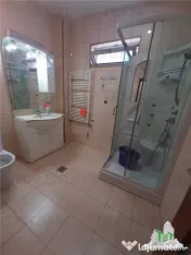 Tineretului-vila individuala aproape de metrou si parc --po 