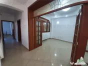 Tineretului-vila individuala aproape de metrou si parc --po 