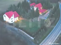 Pensiune, 2 corpuri, cu ciubar, restaurant si microferma 