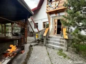 Pensiune, 2 corpuri, cu ciubar, restaurant si microferma 