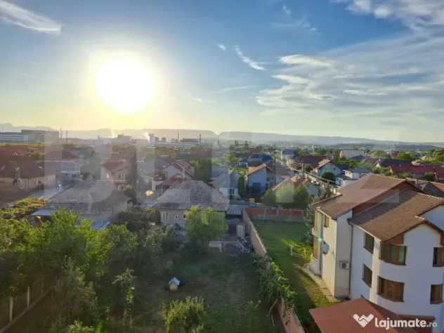 Apartament cu 4 camere, 91 mp, zona Parcul Teilor