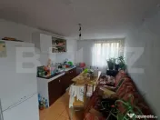 Casa de vanzare, la strada principala, zona ARCANI 